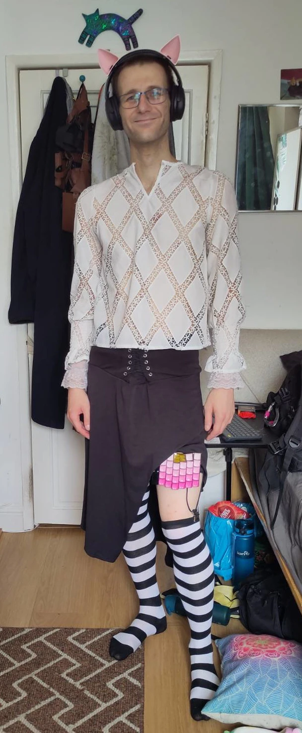 image from Keyboard garters